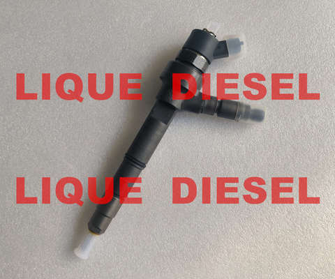 Injecteur de carburant BOSCH 0445110740 0 445 110 740 0445110519 0 445 110 519 pour le type A4000700187 4000700187 fournisseur