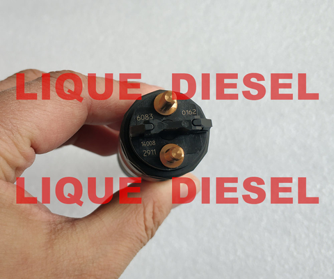 Injecteur de carburant 0445120162 de BOSCH 0445120307 pour l'HOMME 51.10100-6083, 51.10100-9083, 51101006083, 51101009083, VWW 07W130 fournisseur